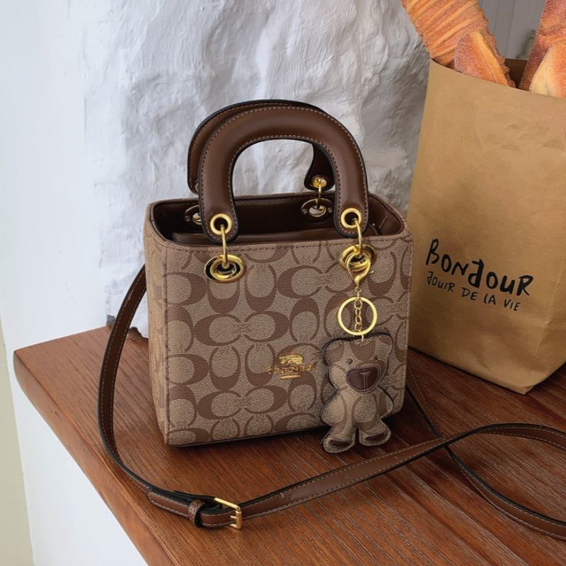 Women'S Bags At M&S - حقيبة يد نسائية فاخرة جديدة لعام