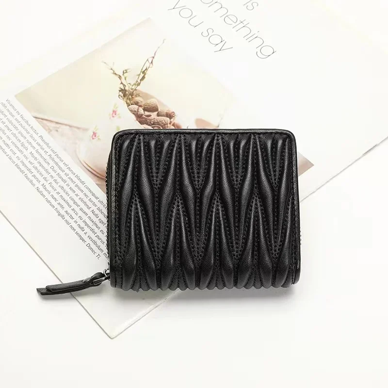 Women Bags Flipkart - محفظة قصيرة بتصميم مطوي من جلد