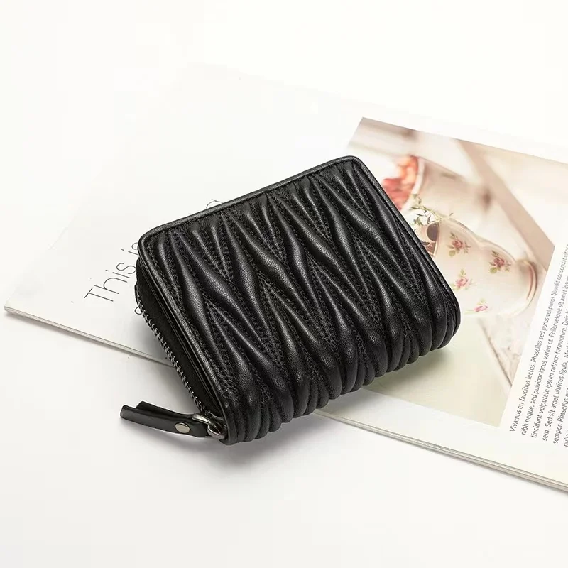 محفظة قصيرة بتصميم مطوي من جلد - مراجعة Women Bags Flipkart وسعره