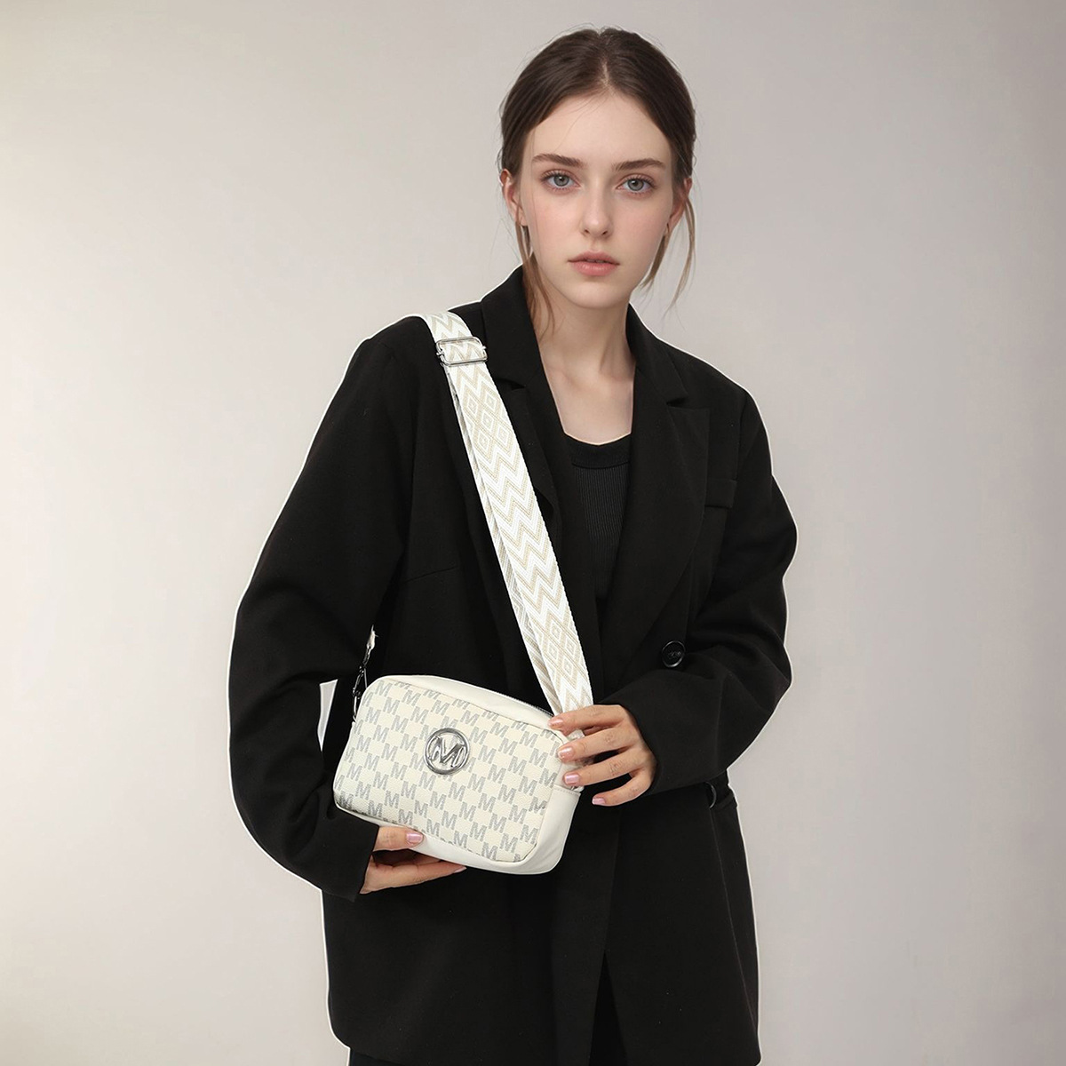 حقيبة كروس نسائية بتصميم ريترو - مراجعة Women'S Bags At M&S وسعره