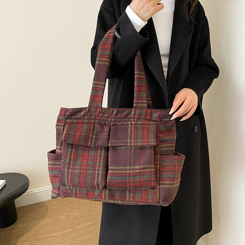 حقائب حمل من صوف الضأن للنساء  - مراجعة Women'S Tote Bags Designer وسعره